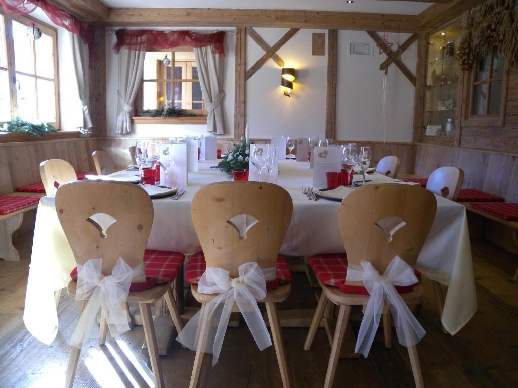 Fogajard Lovely Chalet Madonna di Campiglio Bagian luar foto