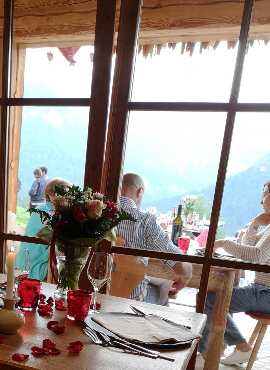 Fogajard Lovely Chalet Madonna di Campiglio Bagian luar foto